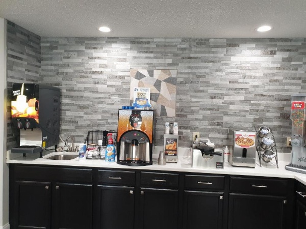 Microtel Inn & Suites by Wyndham Augusta Riverwatch image 23