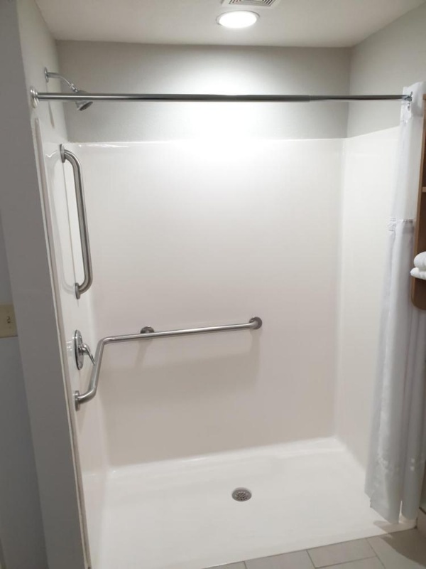 Microtel Inn & Suites by Wyndham Augusta Riverwatch image 24